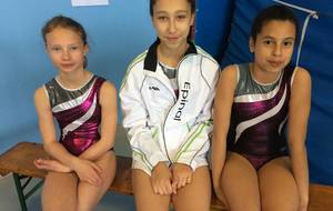 Equipe 10 ans et + : Mathilde, Camélia & Orane