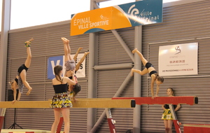 Poussines 1 : danse africaine